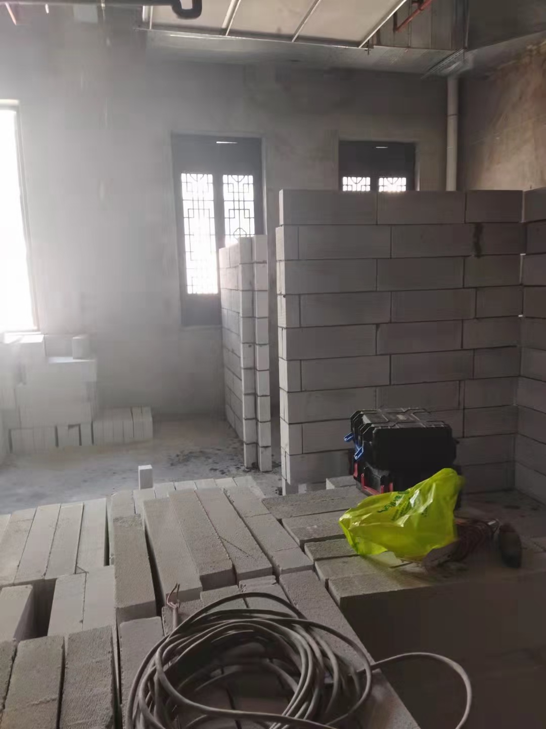 轻质砖隔墙施工场景四